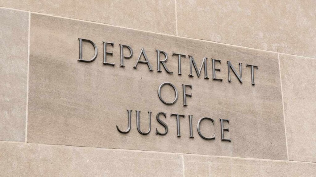 us-government-seizes-robinhood-shares-linked-to-ftx-founder-sam-bankman-fried