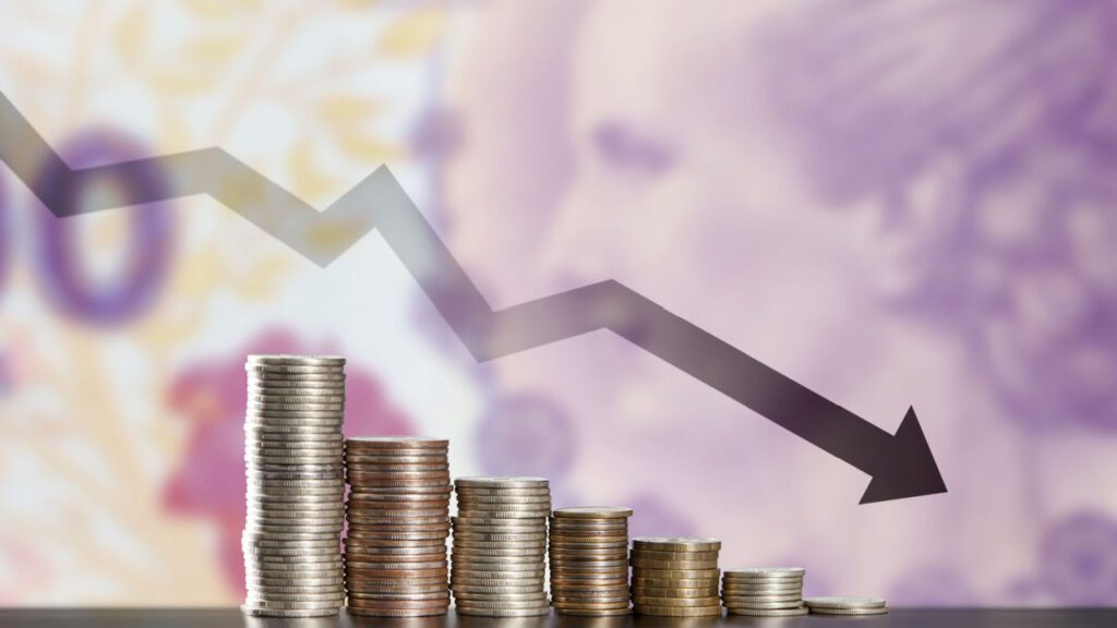 argentine-peso-loses-almost-12%-against-the-greenback-during-january;-inflation-projected-to-rise-sharply