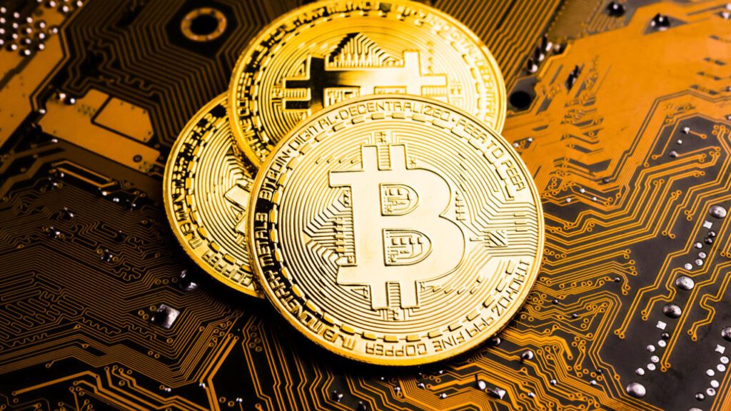 ark-invest-on-$1.4m-btc,-possible-julian-assange-linked-file-on-bitcoin-blockchain-—-week-in-review