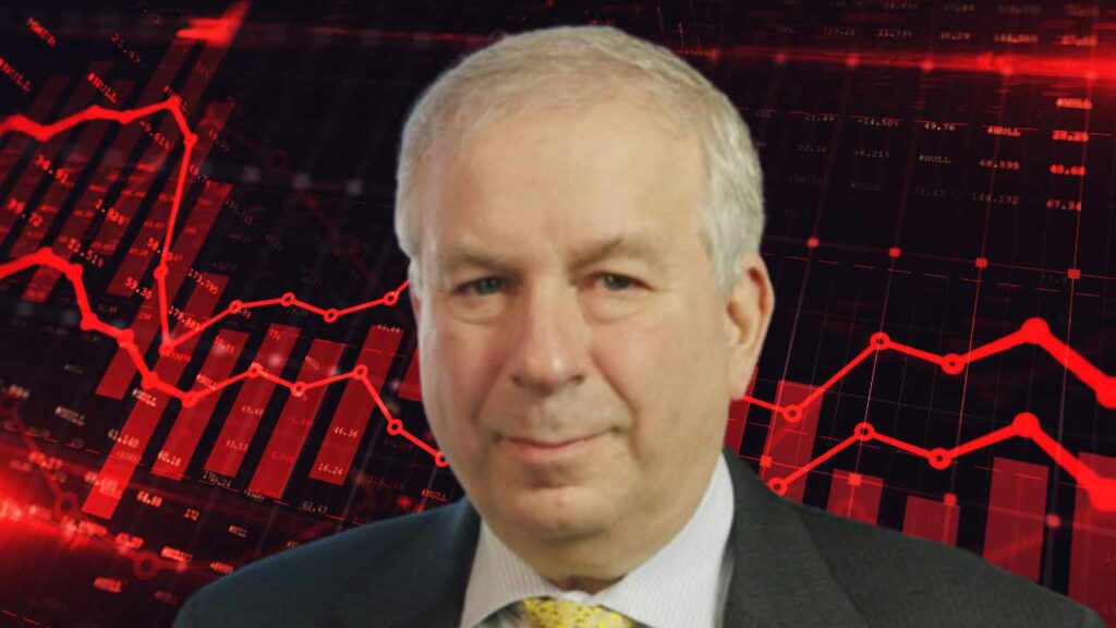 economist-david-rosenberg-warns-of-‘crash-landing’-and-recession,-citing-fed-data