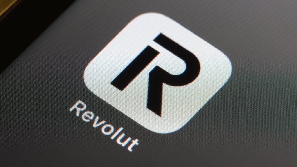 crypto-friendly-revolut-targets-$45-billion-valuation-in-upcoming-share-sale