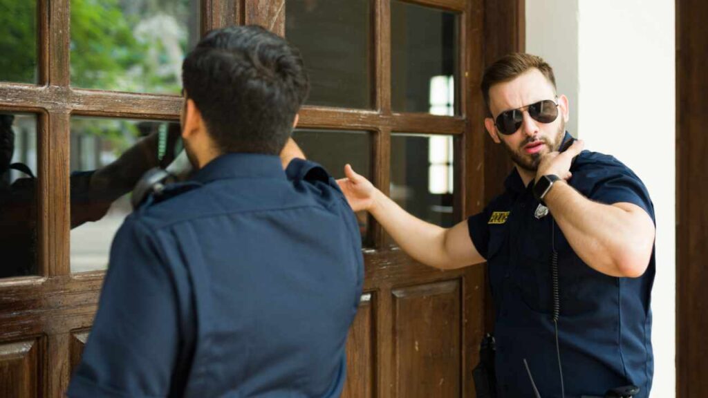 bitcoin-scam-targets-us-county-residents-with-fake-warrants